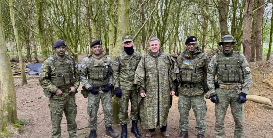 Trajnimi i ushtarëve ukrainas, ambasadori Kapiti: Krenarë me përkushtimin e FSK-së