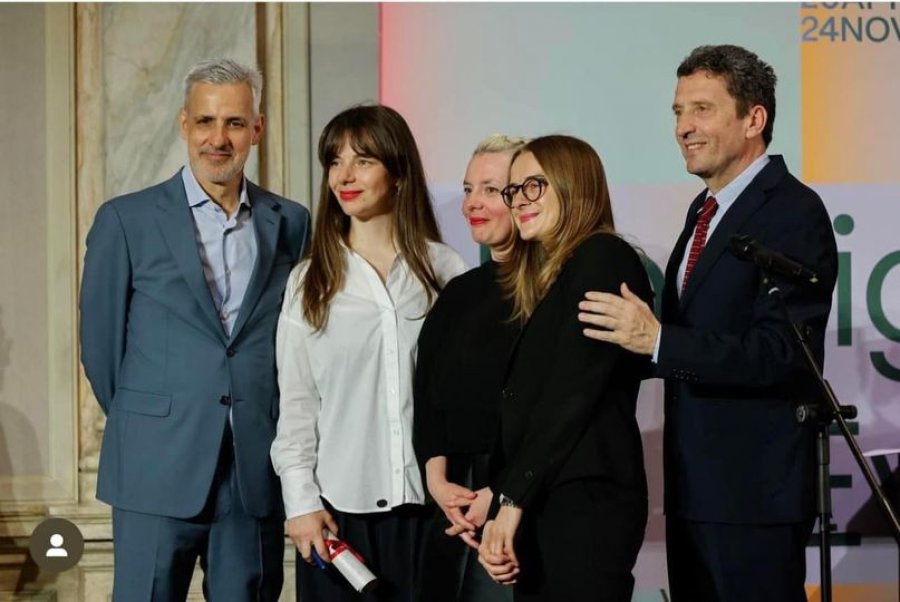 Kosova fiton Mirënjohje të Veçantë në Bienalen e Venecias, ministrja serbe e lëshon sallën