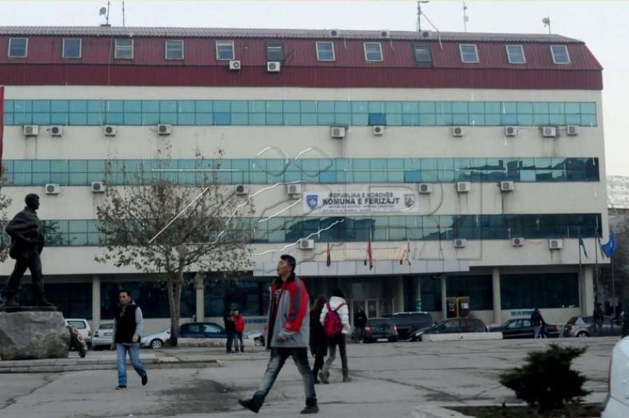 Arrestohet një zyrtar në Komunën e Ferizajt