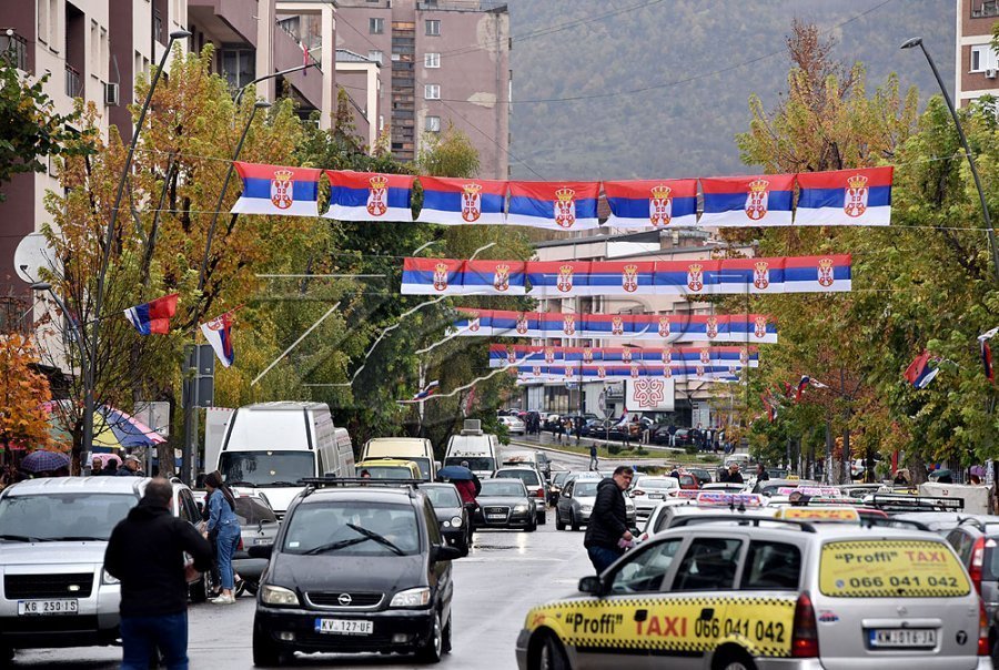 Qytetarët serbë kanë filluar ngadalë ta zbatojnë rregulloren e BQK së