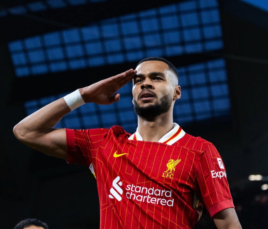 Mbyllet pjesa e parë e derbit Liverpool – Man City, ky është rezultati