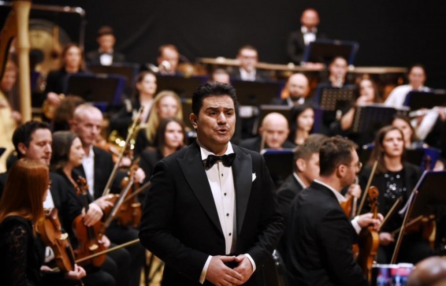 Pirgu dhe Qerkezi mrekulluan Prishtinën me një koncert të jashtëzakonshëm