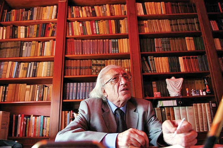 7 vjet nga vdekja e poetit Dritëro Agolli