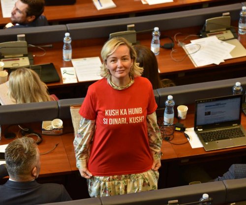 Deklarimi i pasurisë: Çfarë zotëron deputetja Adriana Matoshi?