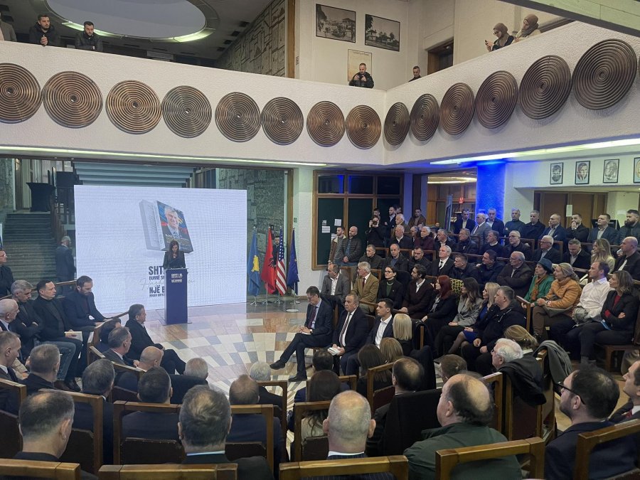 Përurohet libri biografik ish-presidentit Hashim Thaçi