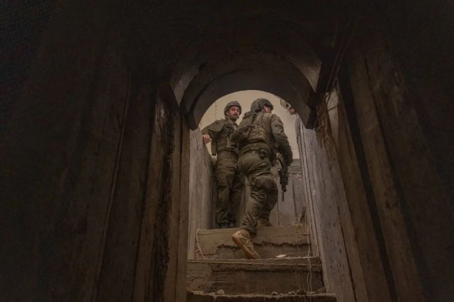 New York Times: Izraeli me zbulime të reja në një bunker nëntokësor nën Gaza
