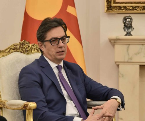 Pendarovski: Gjuha shqipe është zyrtare në Maqedoni, do të jetë problem i madh nëse Gjykata Kushtetuese do ta shfuqizojë