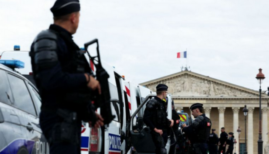 Zgjedhjet në Francë, prani e madhe e Policisë