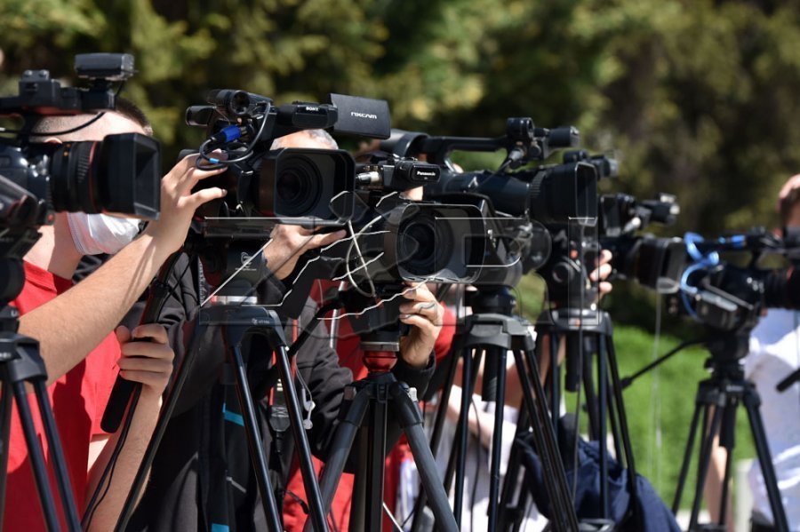 Qerimi: Gjuha e presidentes, degradim i plotë ndaj mediave