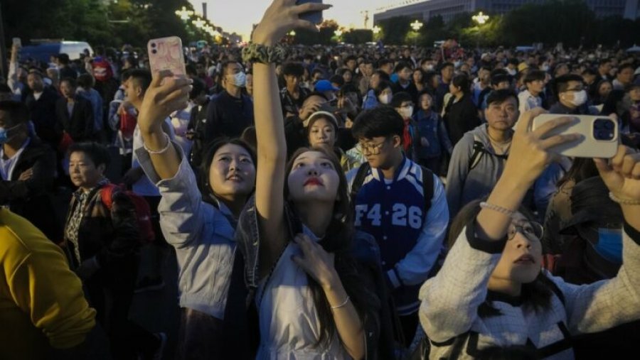 Popullsia botërore pritet të arrijë kulmin para fundit të shekullit – thotë një raport i ri