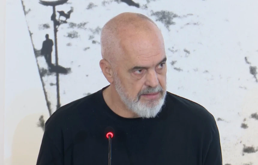 Rama: Sivjet është rritur numri i turistëve nga Kosova