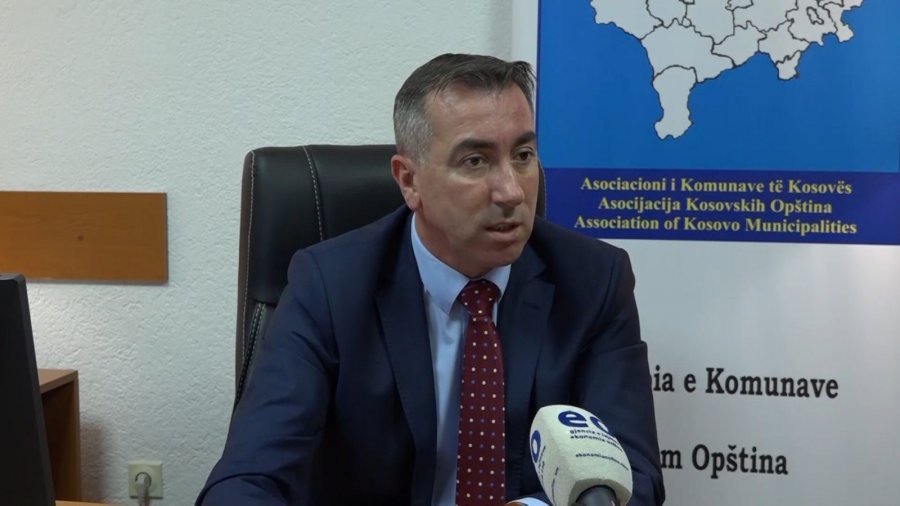 Ibrahimi: MFPT-ja ua ka bllokuar dhjetëra-miliona euro komunave nga të hyrat vetjake