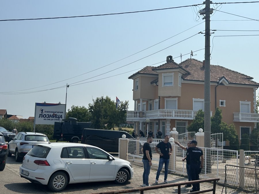Dëshmitarët okularë tregojnë se çfarë ndodhi mbrëmë në Lloznicë