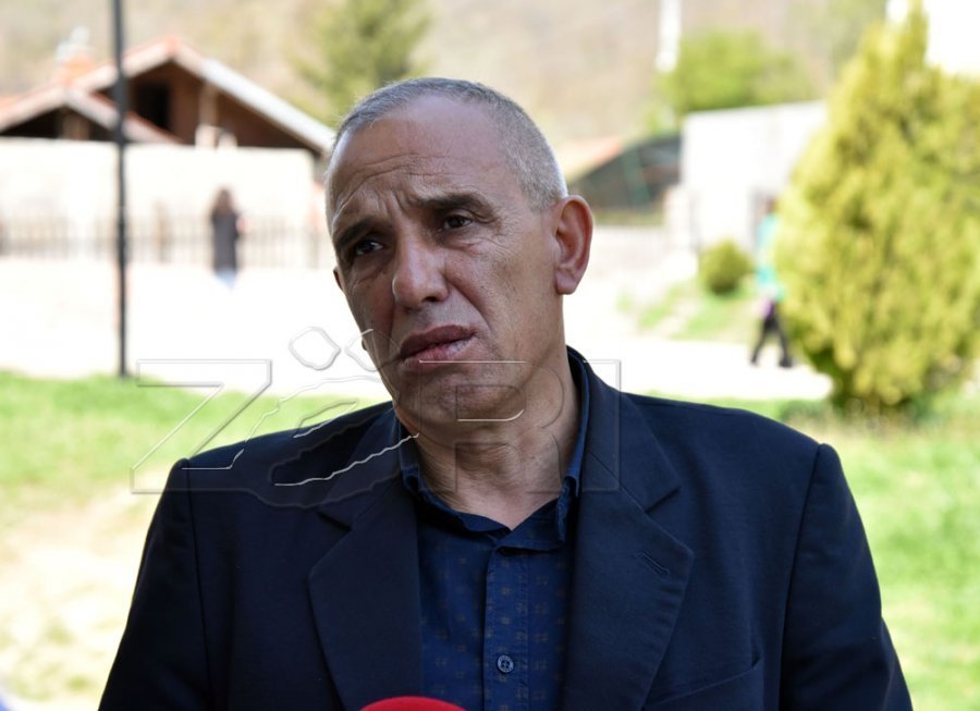 Zeqiri akuzon Listën Serbe për manipulim të fëmijëve në fushatë zgjedhore