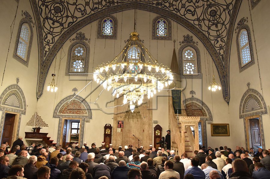 Në festën e Kurban Bajramit bëhet thirrje për dashuri ndaj atdheut