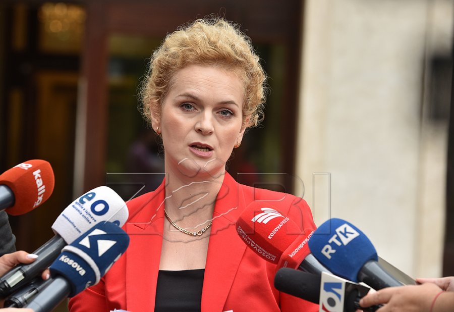 AGK: Të papranueshme dhe të rrezikshme sulmet e deputetit Basha ndaj mediave dhe aktivistes Kusari