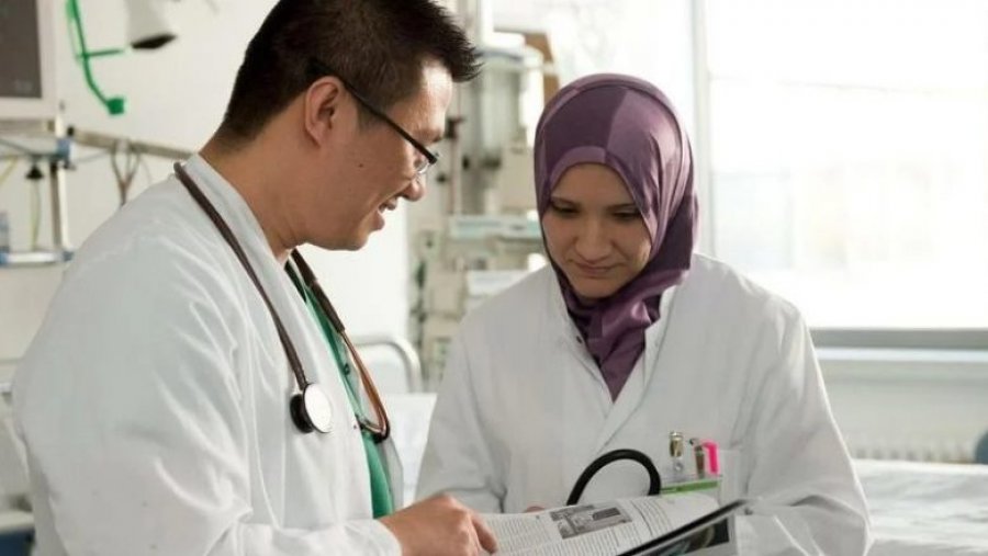 Mungesa e tyre është e madhe, shifra që tregojnë numrin e madh të mjekëve të huaj që kanë shkuar në Gjermani