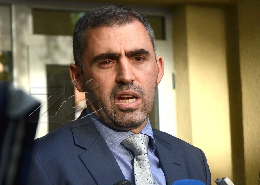Berisha thotë se Enver Sekiraqa është jashtë Kosovës në një spital