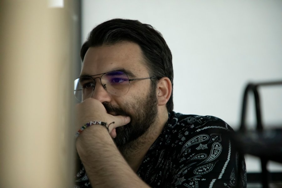 Gazetari Lirim Mehmetaj ftohet nga prokuroria, reagon AGK-ja