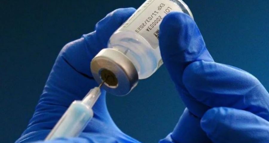Pacienti gjerman vaksinohet 217 herë kundër COVID-19