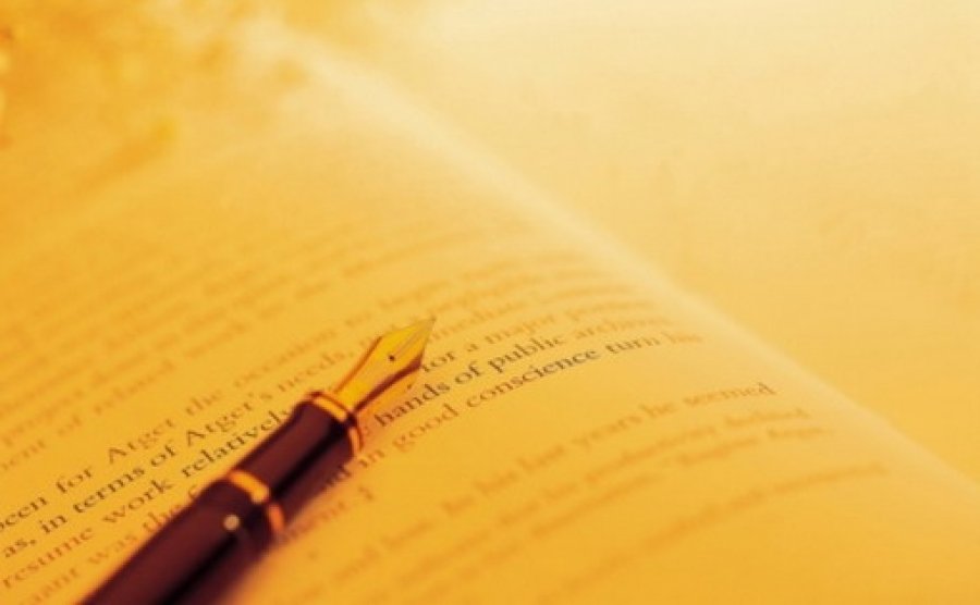Arllati: Poezia është mbretëreshë e arteve