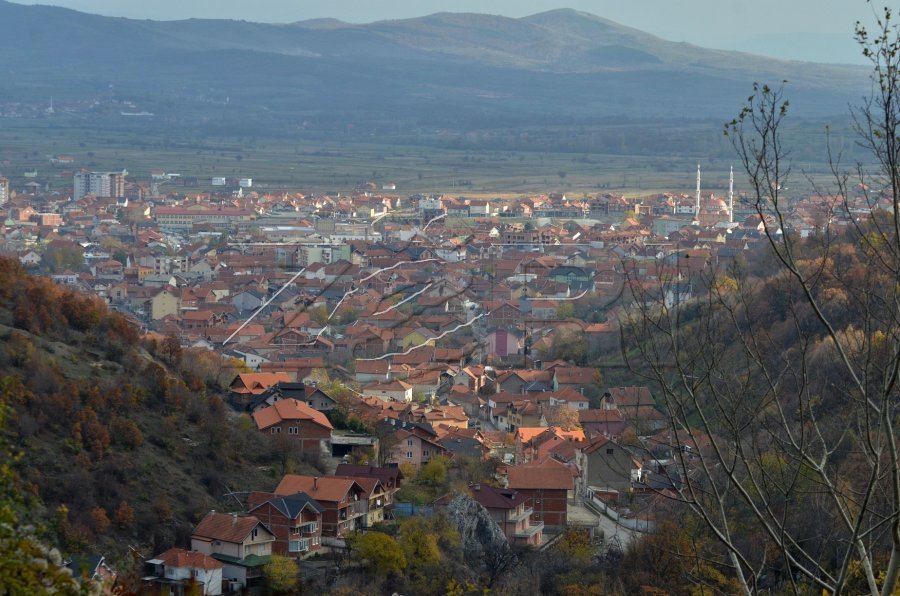 Lugina nën presion të Serbisë