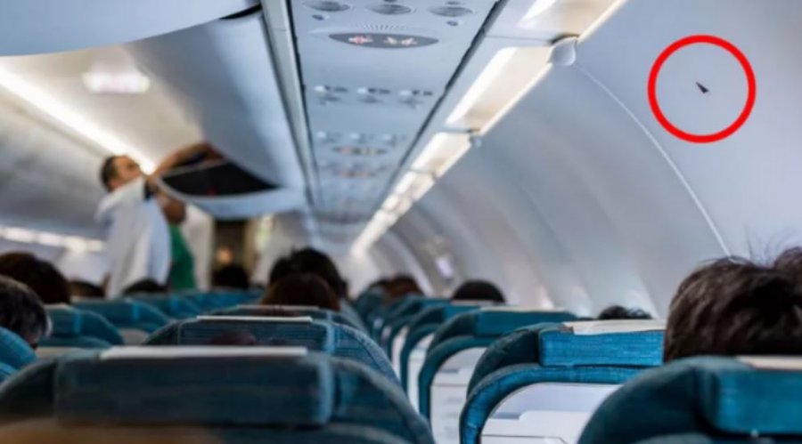 Funksioni sekret i trekëndëshave të vegjël në aeroplan, pak njerëz e dinë këtë