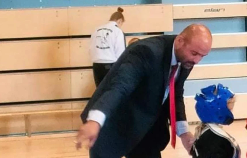 Ministria dënon sjelljen e trajnerit ndaj sportistes së taekwondos