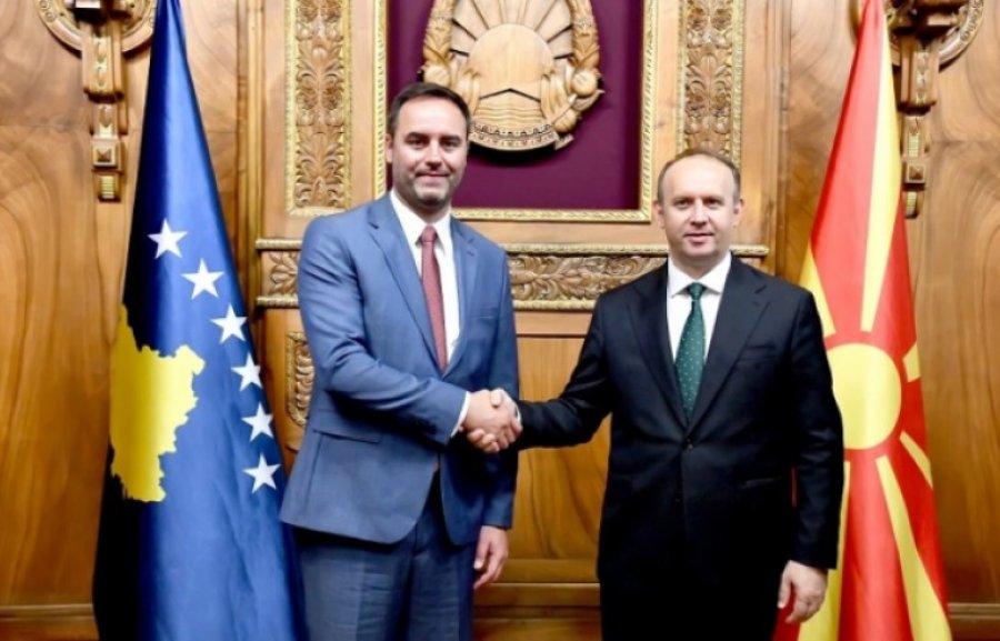 Konjufca pret në takim homologun e tij nga Maqedonia e Veriut