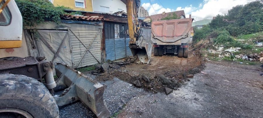 Nisin punimet për asfaltimin e rrugëve në “Lagjen e Boshnjakëve” në veri të Mitrovicës