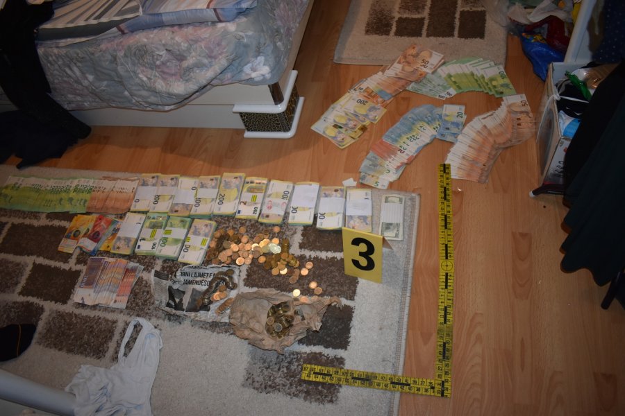 Arrestohet 34-vjeçari në Ferizaj për tregti të ndaluar, i konfiskohen mbi 161 mijë euro