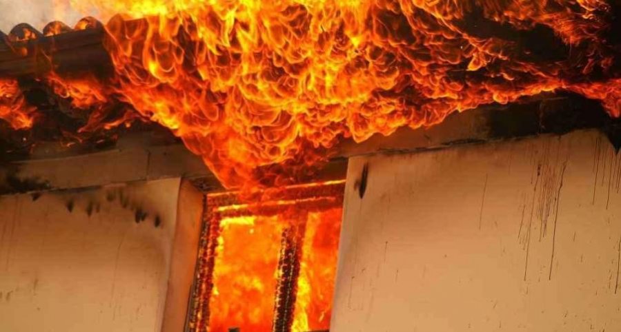 Asfiksohen 10 persona nga tymi i një zjarri në Shtime, tre po trajtohen në emergjencë në Ferizaj