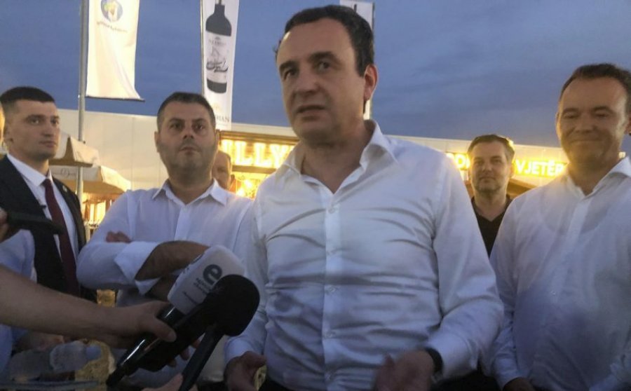 Kurti në “Hardh Fest” nuk dëshiron t’i komentojë bllokadat në pikat kufitare: Sot kemi festë