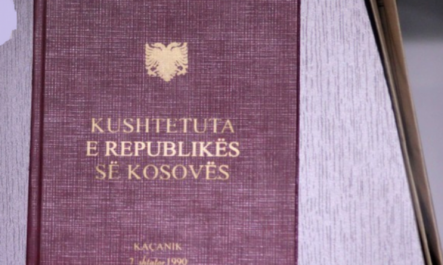 Kosova përkujton 34 vjetorin e shpalljes së Kushtetutës së saj