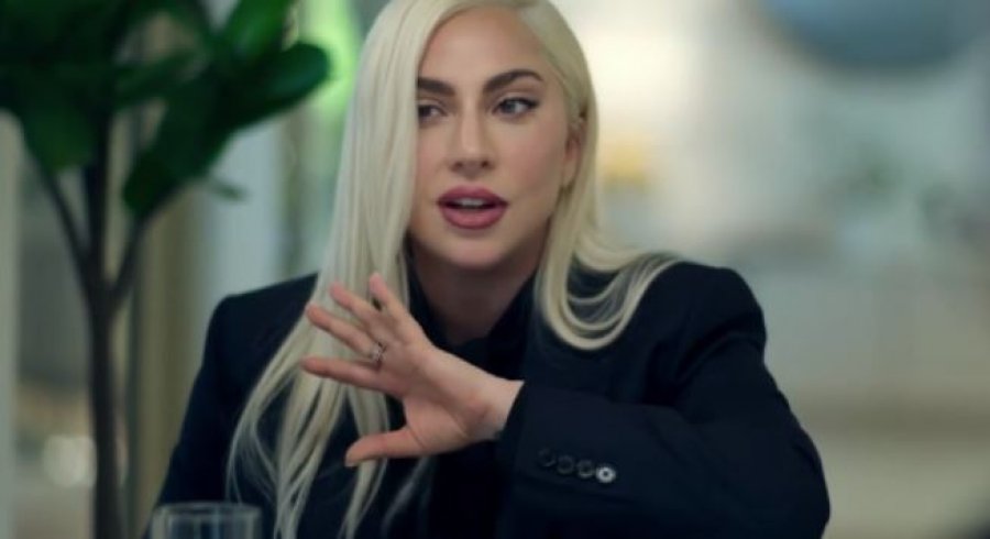 Lady Gaga tregon pse kurrë nuk ju dha fund thashethemeve kinse është burrë