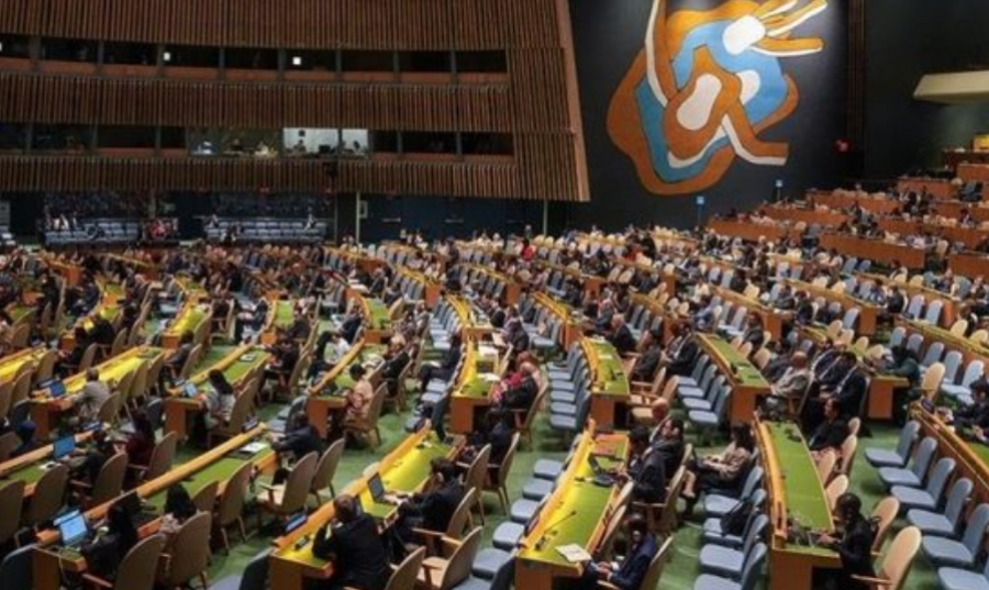 OKB-ja miraton rezolutën për t’i dhënë fund pushtimit izraelit brenda 12 muajve