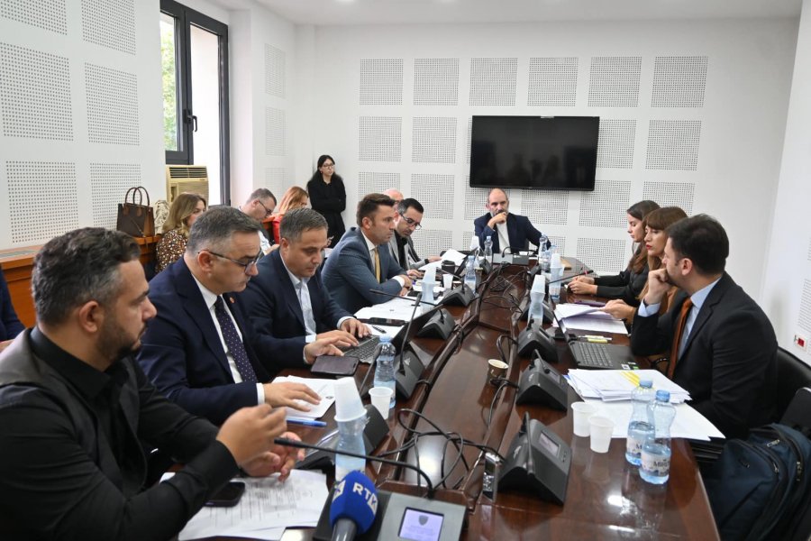 Projektligji për Byronë Shtetërore për verifikimin e pasurisë kalon në Komisionin për Legjislacion