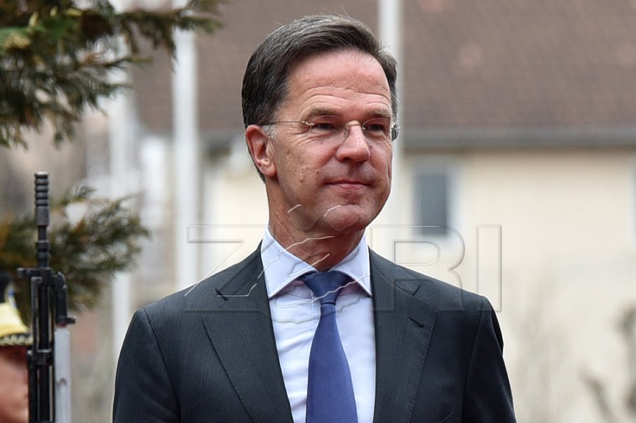 Shefi i NATO-s: Nevojitet një dialog i matur për Ukrainën