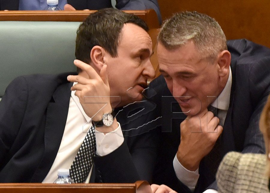 Rashiq  Formimi i institucioneve të bëhet në një  pako   të mos lihet hapësirë për bllokada