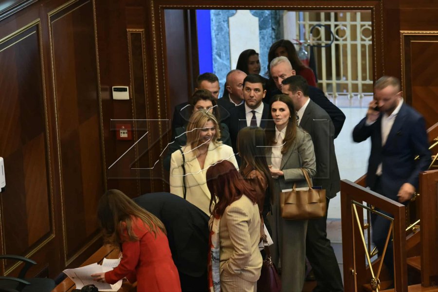 PDK-ja shprehet e gatshme ta formojë qeverinë, me Bedri Hamzën kryeministër