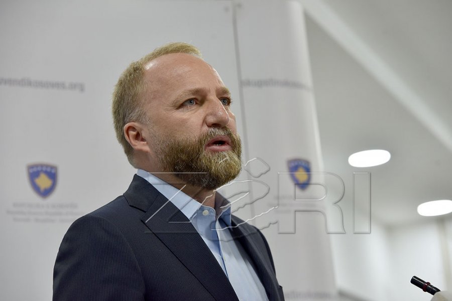 Tahiri: Kosova nën sanksione, Kurti e ka vendosur vetë në anën e Rusisë