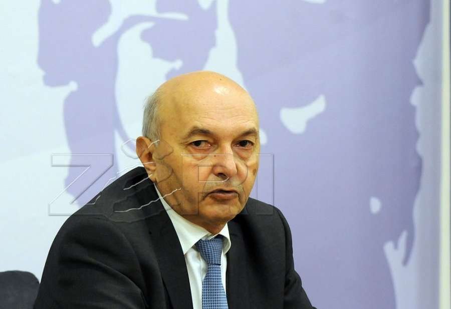 Mustafa kritikon qeverinë në detyrë: Kushtetuta nuk lejon dy poste, mospërfillja sjell përgjegjësi ligjore