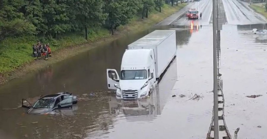Moti i keq godet Bregun Lindor të SHBA-së, shkakton përmbytje në New York dhe New Xhersi