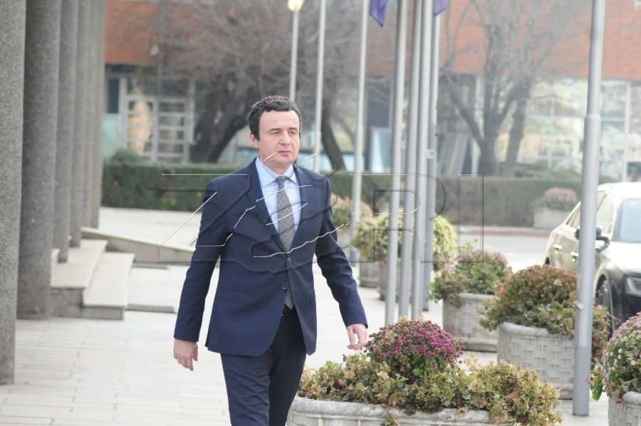 Aktakuzë ndaj dy personave për kanosjen e Albin Kurtit