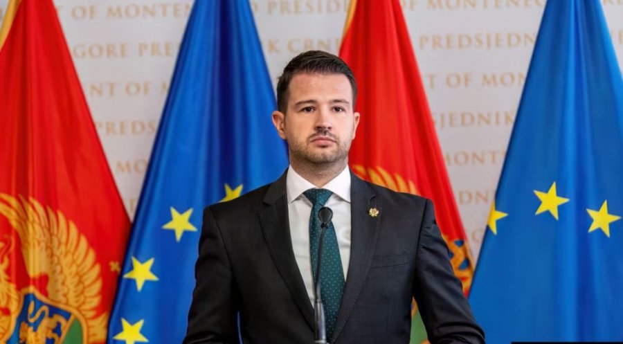 Presidenti i Malit të Zi thotë se e kërcënoi Nik Gjeloshaj dhe kërkon shkarkimin e tij