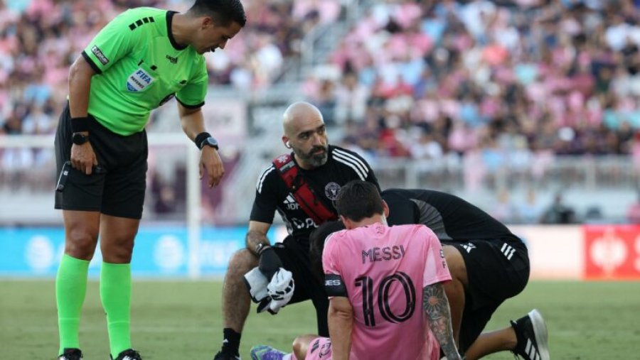 Messi lëndohet dhe zëvendësohet pas 11 minutave, Inter Miami fiton me penallti