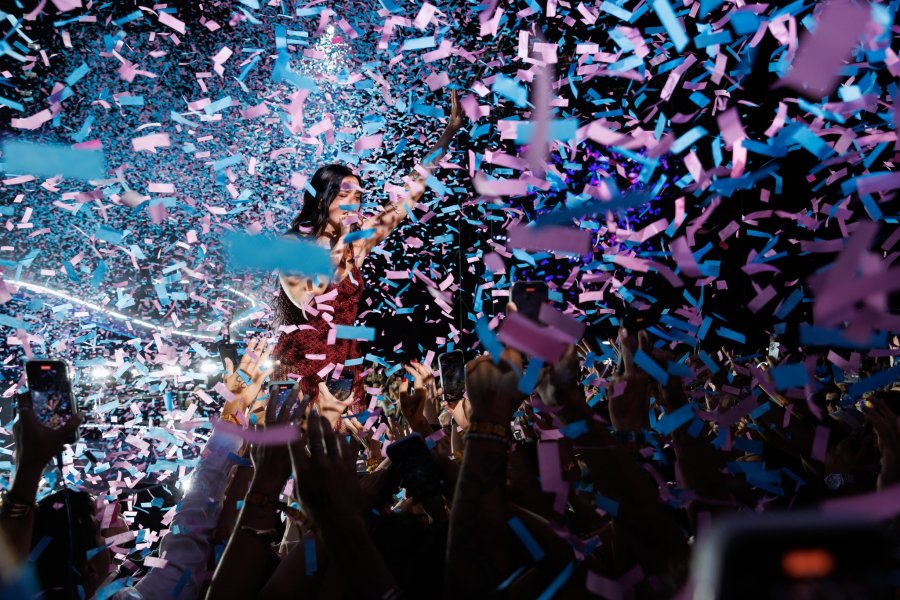sunny-hill-e-shnderroi-prishtinen-ne-nje-qender-globale-cfare-solli-magjia-e-festivalit-per-tri-net