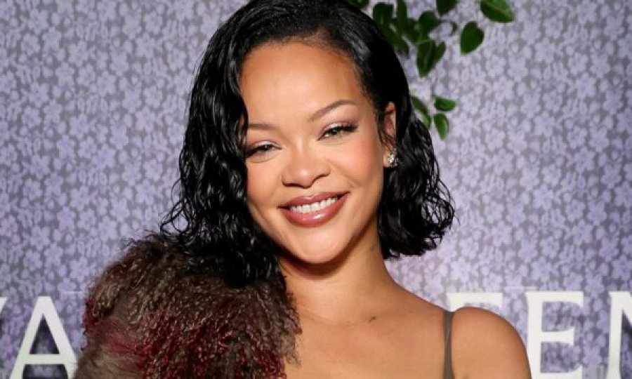 Rihanna vjen me lajmin e shumëpritur
