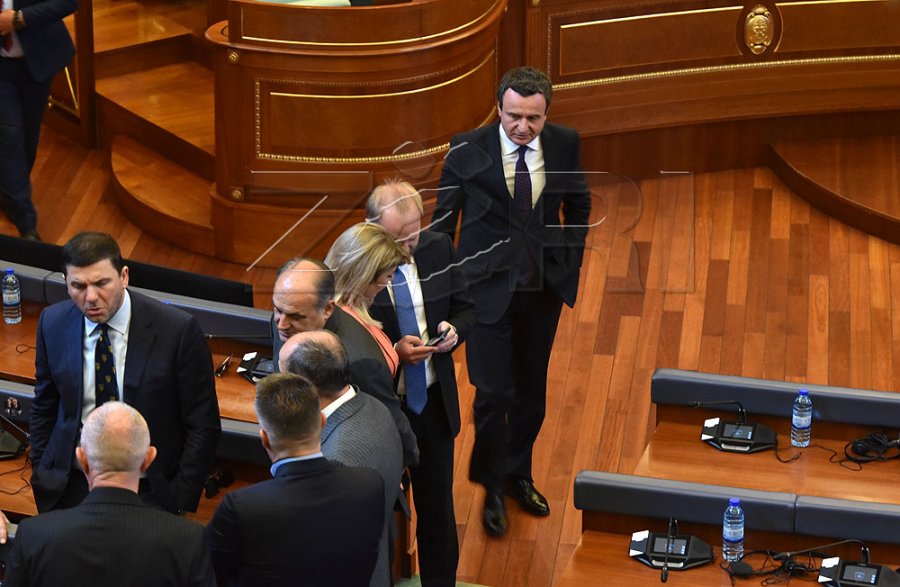 Kurti: Gjykata tha “uluni e merruni vesh”, PDK-ja dhe LDK-ja dërguan lëndë të reja