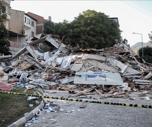 Një i vdekur dhe 29 të plagosur nga tërmeti 6.1 ballësh që goditi Turqinë Perëndimore